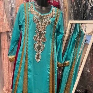Pakistani clothes
